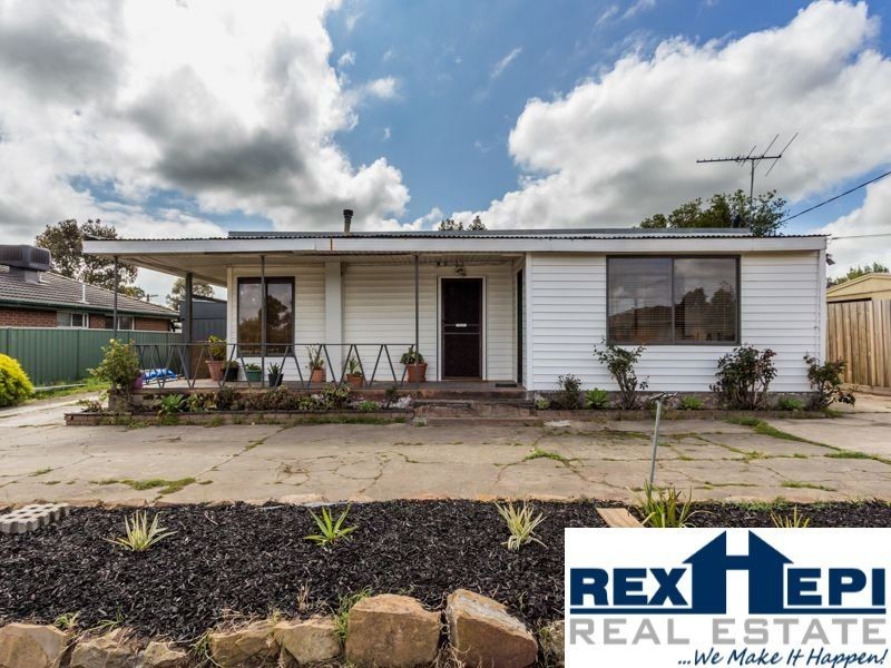 4 Sharpe Street, Cranbourne VIC 3977