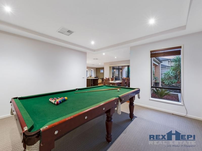 12 Leisurewood Drive, Berwick VIC 3806