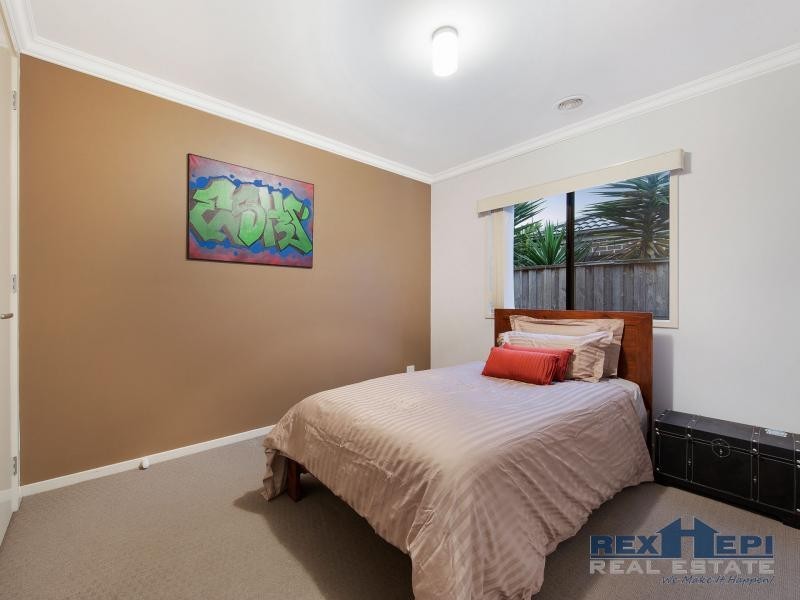 12 Leisurewood Drive, Berwick VIC 3806