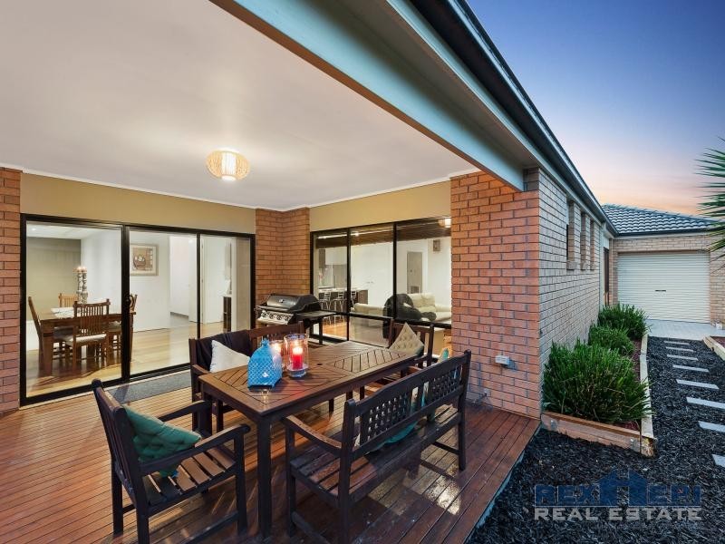 12 Leisurewood Drive, Berwick VIC 3806