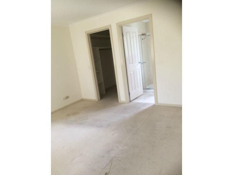 19 Beckington Crescent, Hampton Park VIC 3976