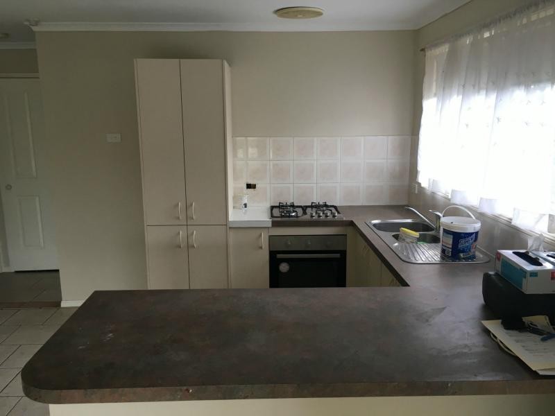 12 Montrose Way, Cranbourne West VIC 3977