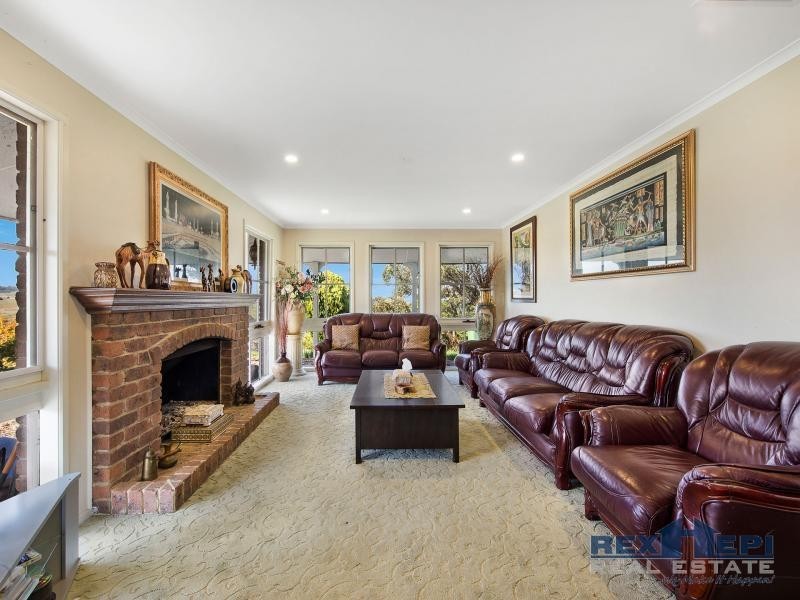 555 Belgrave Hallam Road, Lysterfield VIC 3156