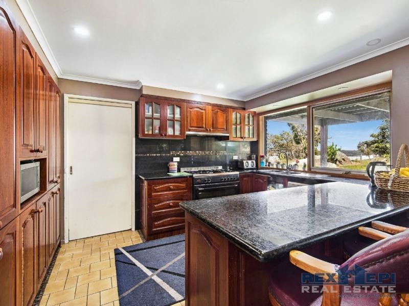 555 Belgrave Hallam Road, Lysterfield VIC 3156