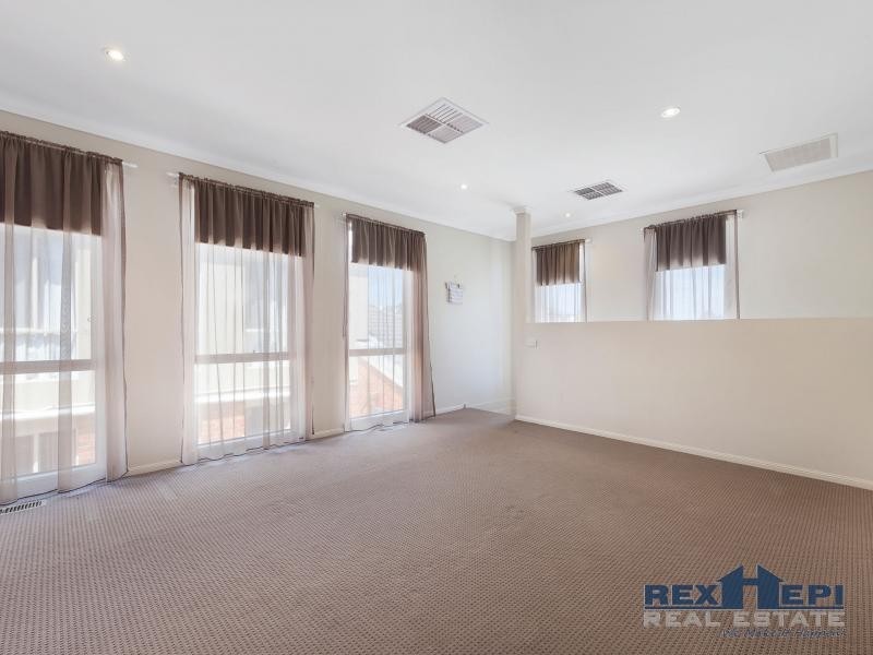 51 Tomasetti Crescent, Narre Warren VIC 3805