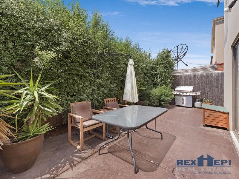 51 Tomasetti Crescent, Narre Warren VIC 3805