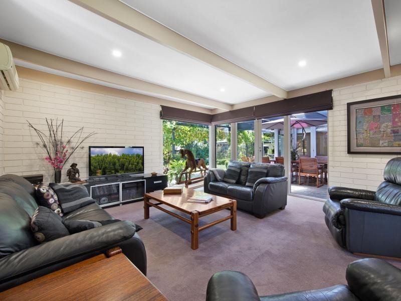 5 Fountain Drive, Narre Warren VIC 3805