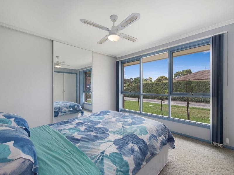 9 Strawbent Rise, Narre Warren VIC 3805