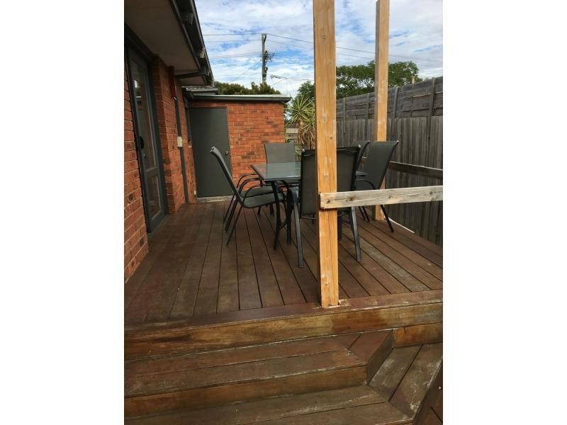 Unit 2/15-17 Kays Avenue, Hallam VIC 3803