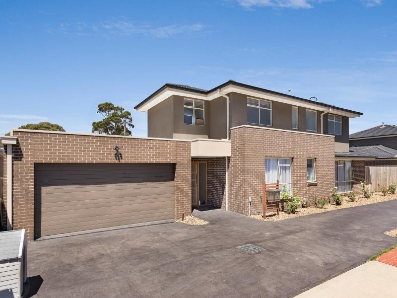 6 Aylesbury Court, Hampton Park VIC 3976