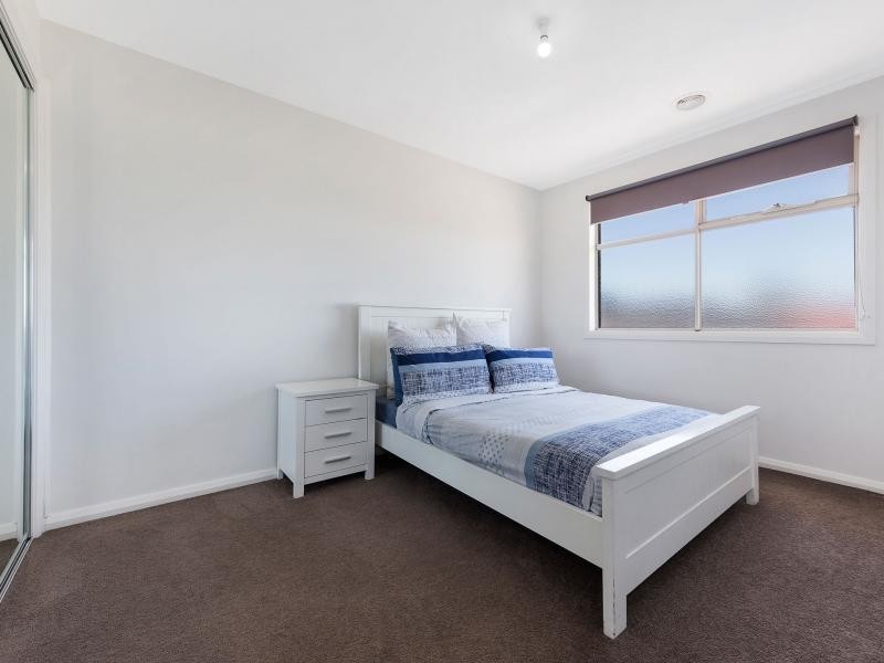 6 Aylesbury Court, Hampton Park VIC 3976