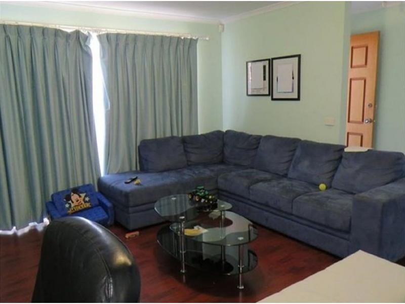 5 Andover Court, Hampton Park VIC 3976