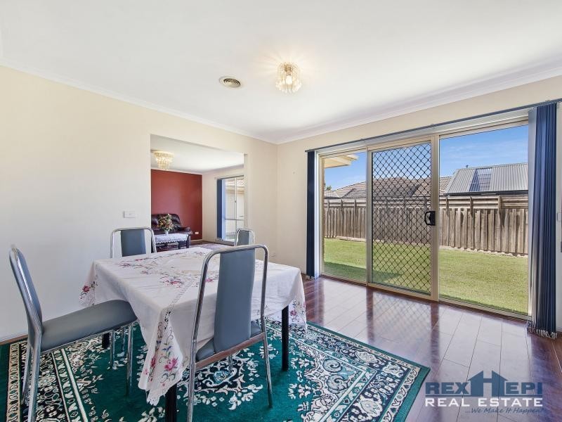 23 Karoonda Way, Hampton Park VIC 3976