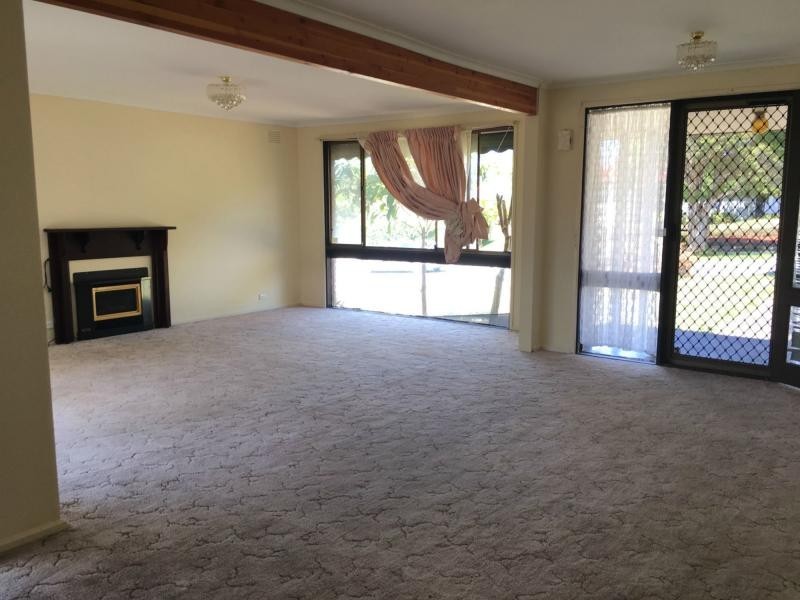 45 Fountain Drive, Narre Warren VIC 3805