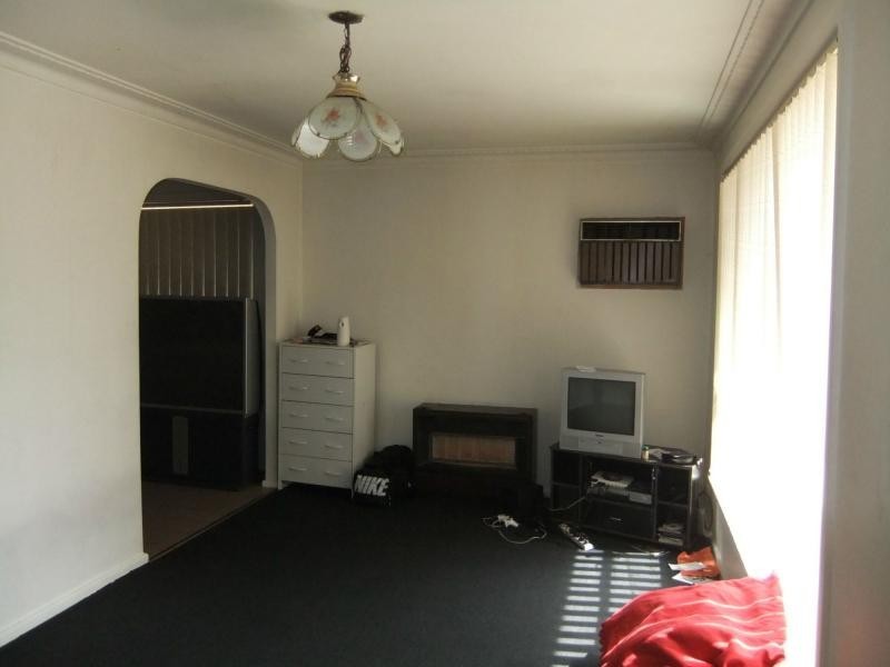 1 Haresta Avenue, Dandenong VIC 3175