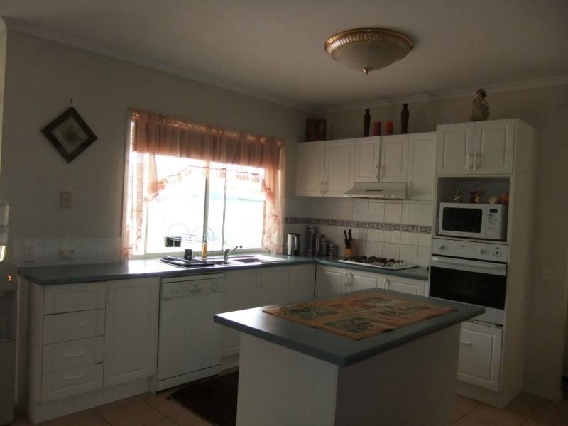 15 Canterbury Close, Narre Warren VIC 3805