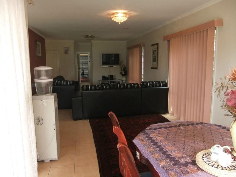 15 Canterbury Close, Narre Warren VIC 3805