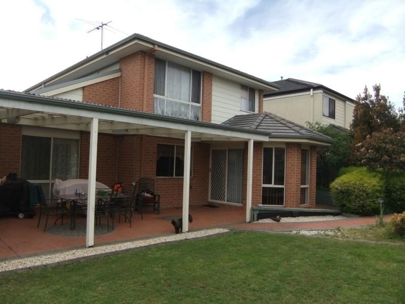 15 Canterbury Close, Narre Warren VIC 3805