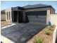33 Salvia Avenue, Pakenham VIC 3810