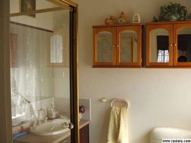 20 Arrino Crescent, Hallam VIC 3803