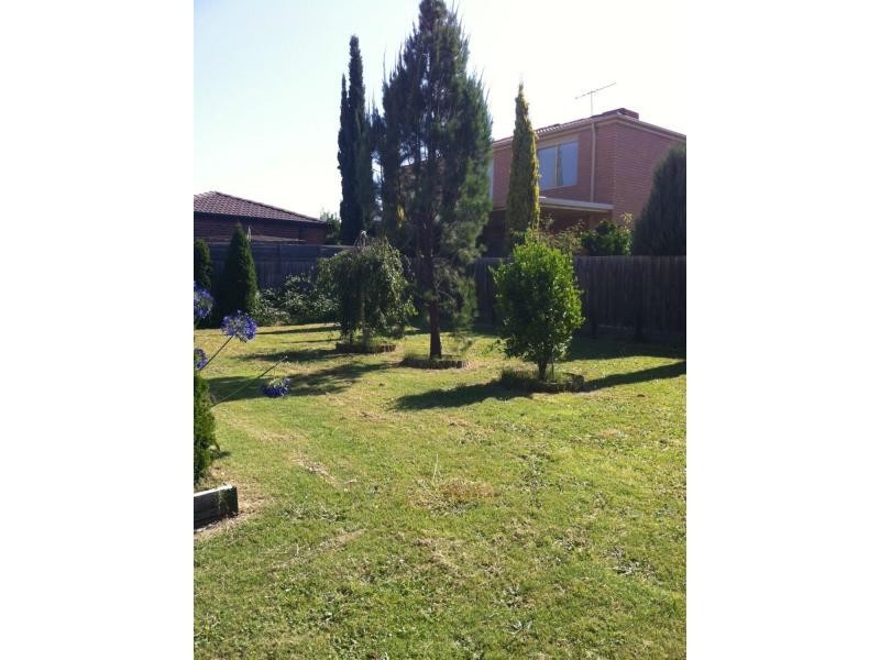 20 Arrino Crescent, Hallam VIC 3803