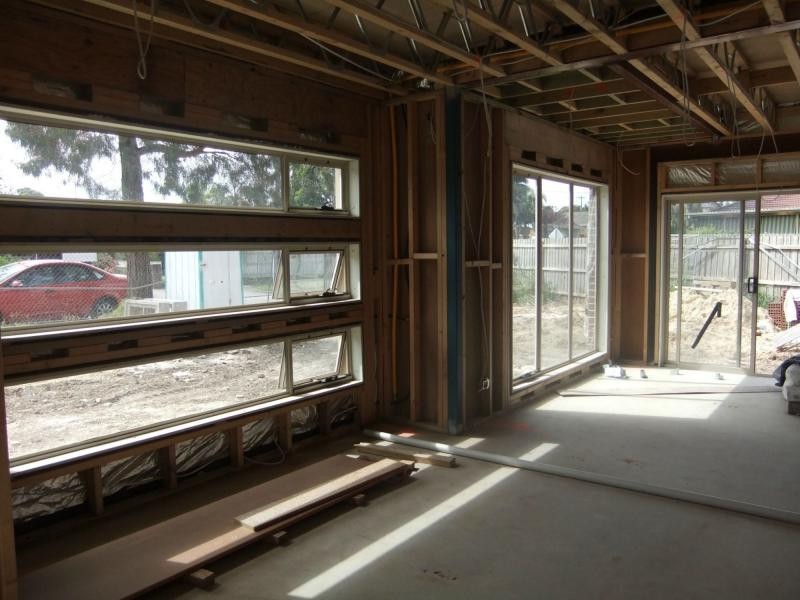 1/15 Sunline Avenue, Noble Park North VIC 3174