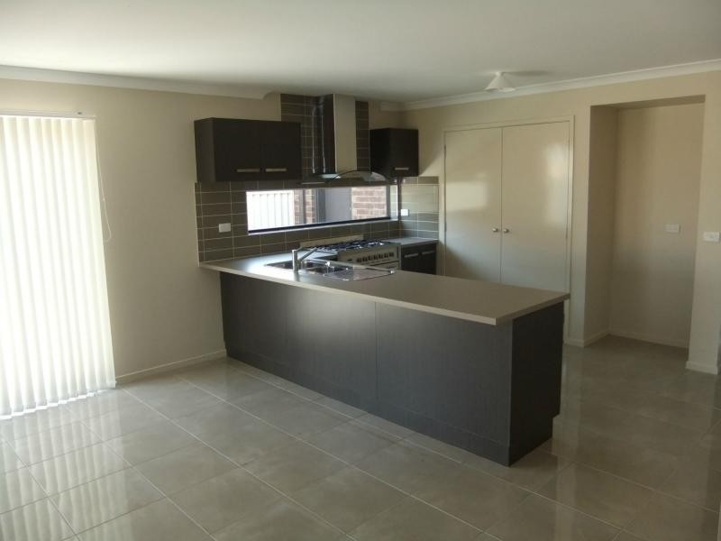 122 Blue Horizons Way, Pakenham VIC 3810