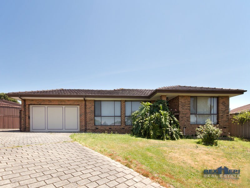 5 Edsall Close, Hampton Park VIC 3976