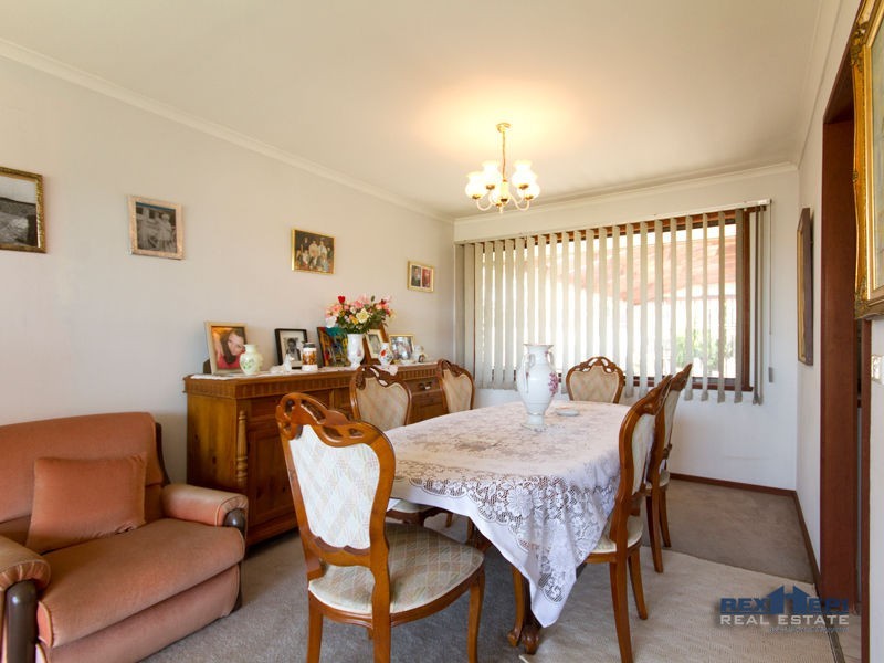 5 Edsall Close, Hampton Park VIC 3976