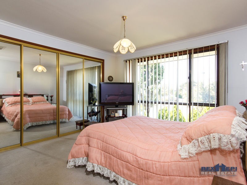 5 Edsall Close, Hampton Park VIC 3976