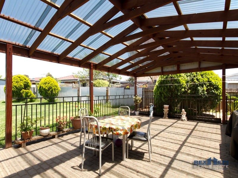 5 Edsall Close, Hampton Park VIC 3976