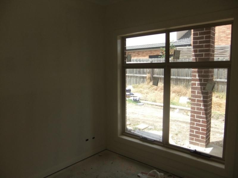 Unit 4/32 Ambrie Crescent, Noble Park VIC 3174