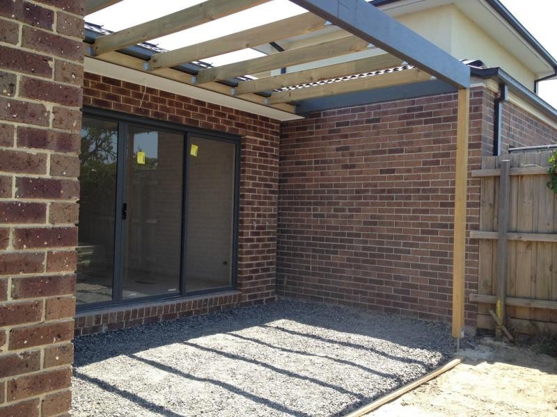 4/159 Gladstone Road, Dandenong North VIC 3175