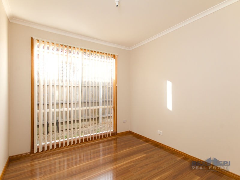 Unit 1/8 Buckeye Drive, Hallam VIC 3803