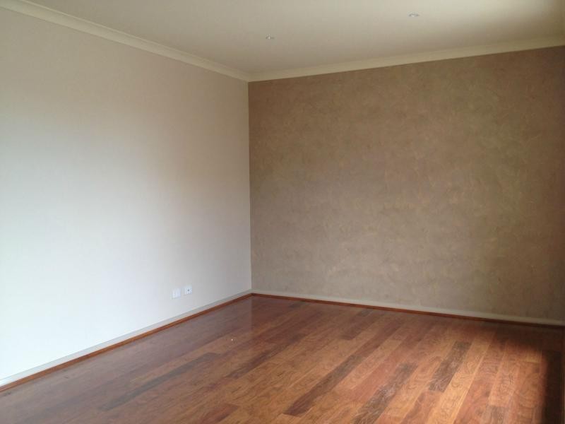 Unit 3/5 Aylesbury Court, Hampton Park VIC 3976