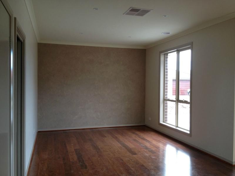 Unit 3/5 Aylesbury Court, Hampton Park VIC 3976