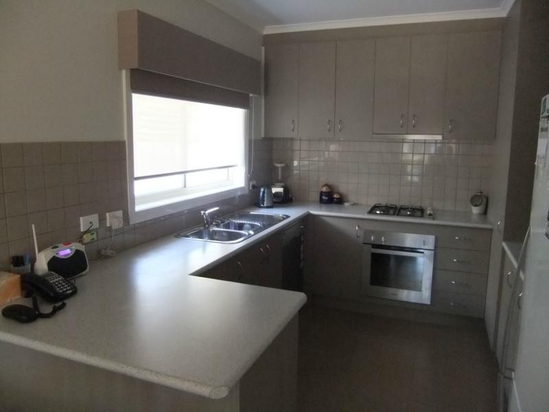 42 Gibson Street, Hallam VIC 3803