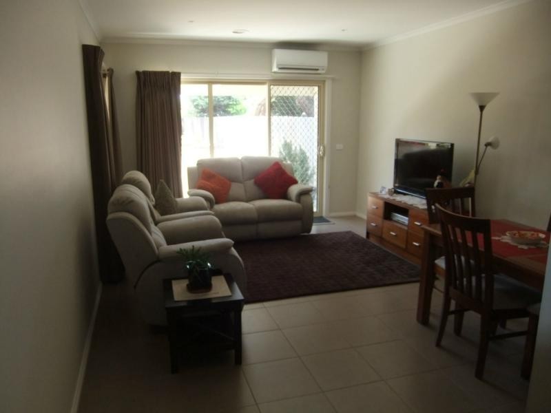 42 Gibson Street, Hallam VIC 3803