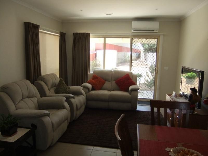 42 Gibson Street, Hallam VIC 3803