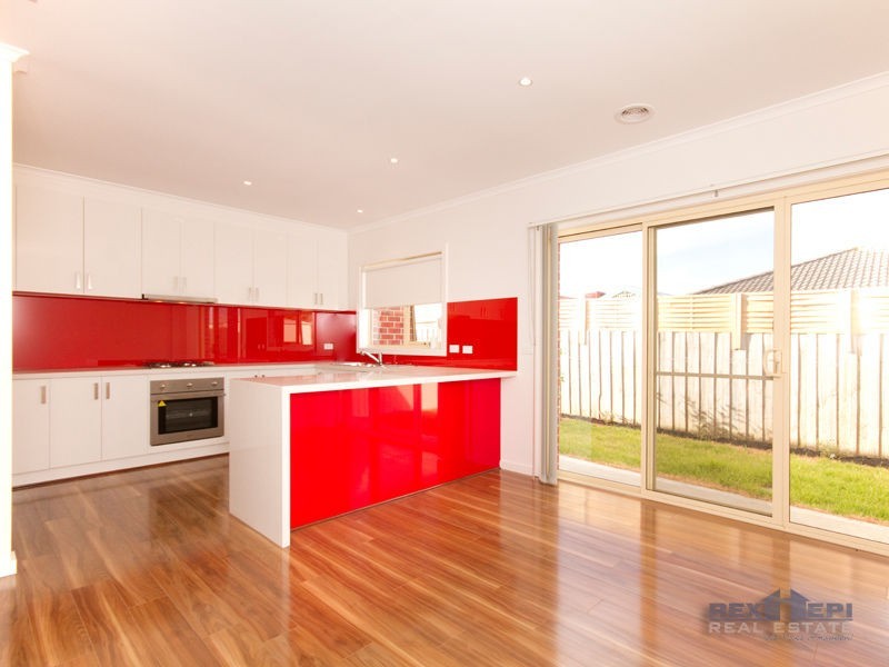 Unit 2/8 Buckeye Drive, Hallam VIC 3803