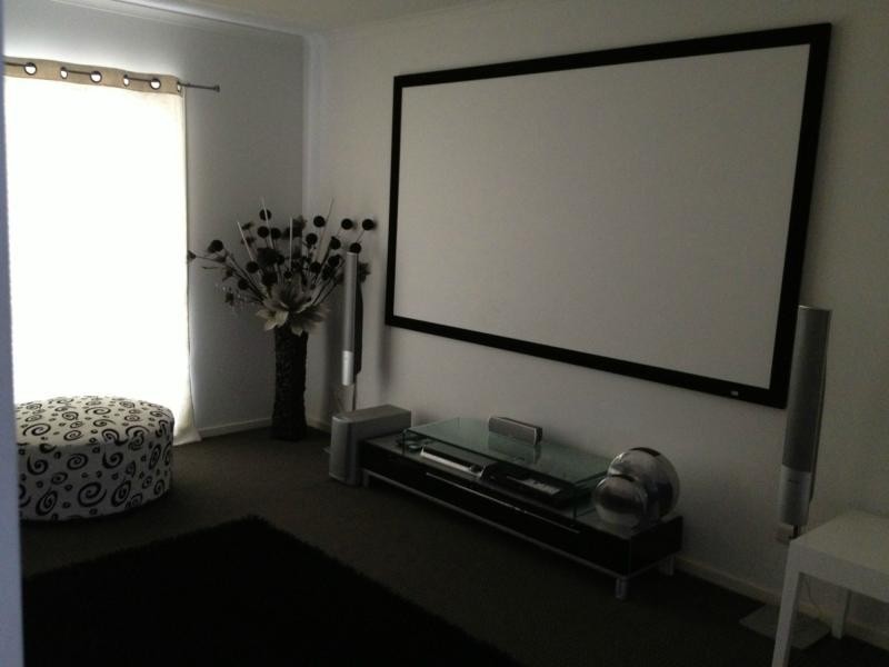 24 Nurture Avenue, Cranbourne North VIC 3977