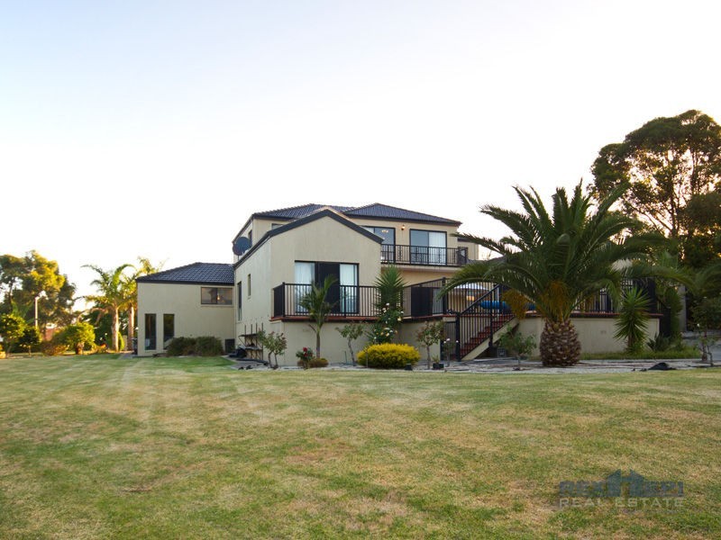 3-4 Jaguar Close, Narre Warren North VIC 3804