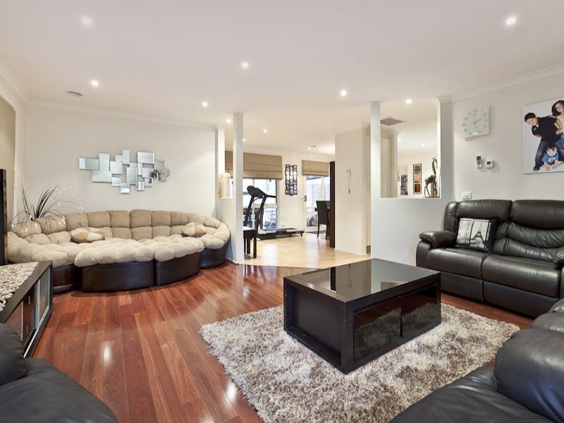 44 Nettle Drive, Hallam VIC 3803