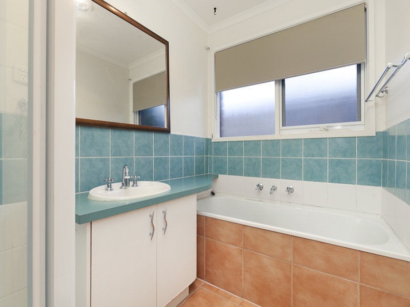 44 Nettle Drive, Hallam VIC 3803