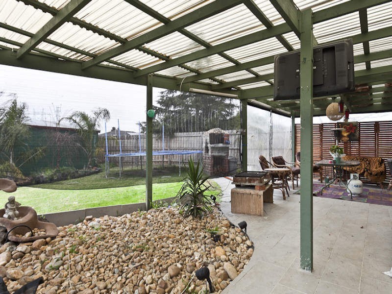 44 Nettle Drive, Hallam VIC 3803