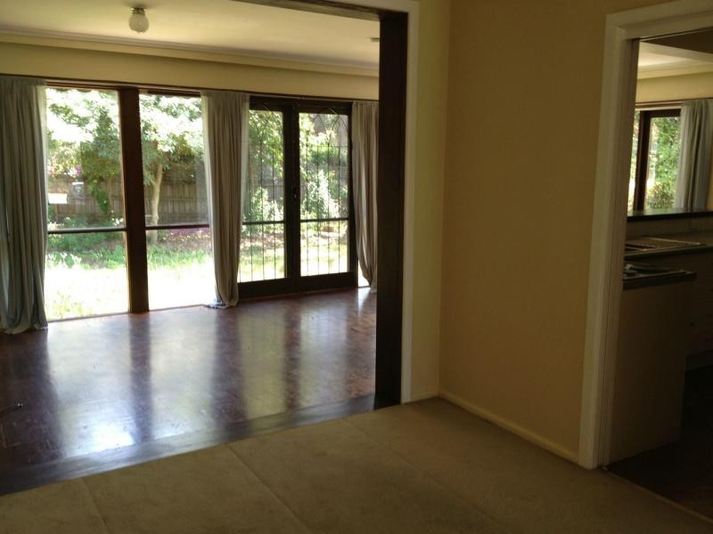 17 Beach Street, Beaumaris VIC 3193