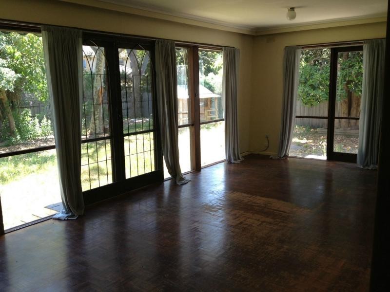 17 Beach Street, Beaumaris VIC 3193