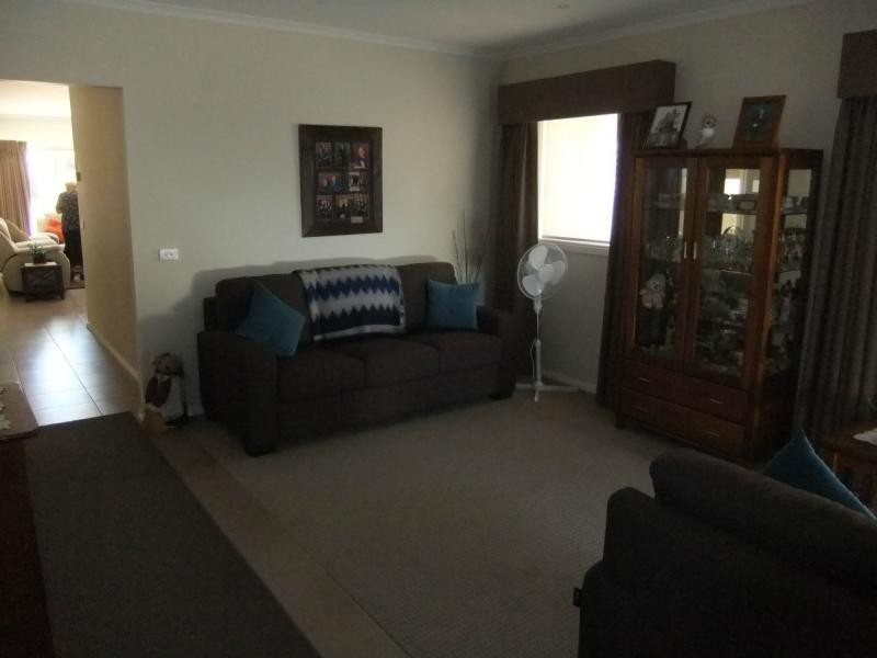 42 Gibson Street, Hallam VIC 3803