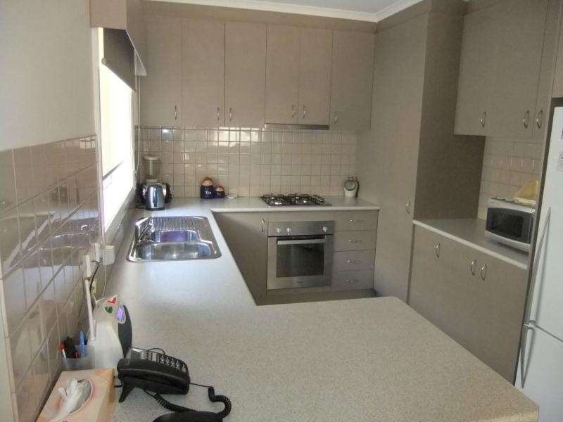 42 Gibson Street, Hallam VIC 3803