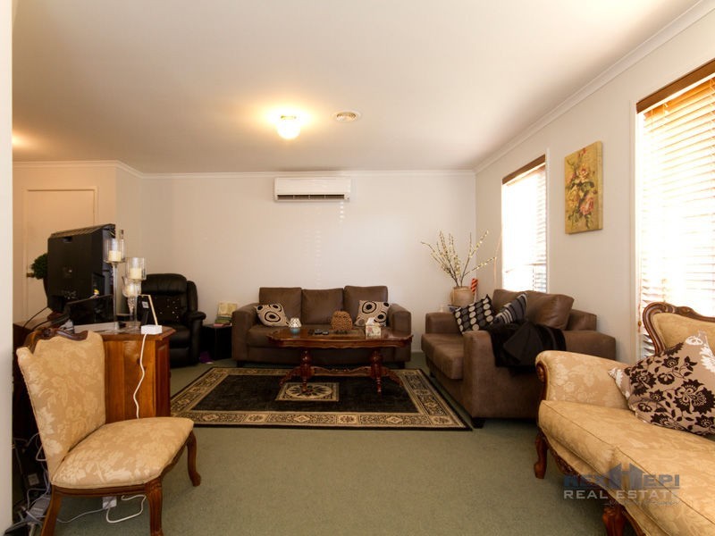 6 Grenfell Rise, Narre Warren South VIC 3805